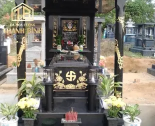 Bia mộ mã 16